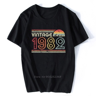 T-shirt  เสื้อยืดคอกลม แขนสั้น ผ้าฝ้าย ลาย 1982 38th ของขวัญวันเกิด สไตล์ฮาราจูกุ แฟชั่นวินเทจ สําหรับผู้ชายS-5XL