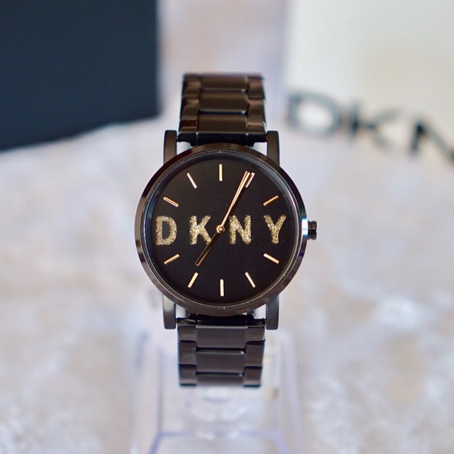 (ผ่อน0%) นาฬิกา DKNY NY2682 Soho Quartz Black Dial Black Ion-plated Ladies Watch สีดำ หลักเวลาสีทอง กริตเตอร์ทอง