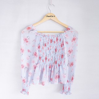 เสื้อปาดไหล่ ลายดอกไม้
