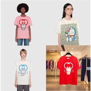 ☆★♣ พร้อมส่ง เสื้อยืด พิมพ์ลายโลโก้ Doraemon X Gucci โอเวอร์ไซซ์ แฟชั่นสําหรับผู้ชาย และผู้หญิง