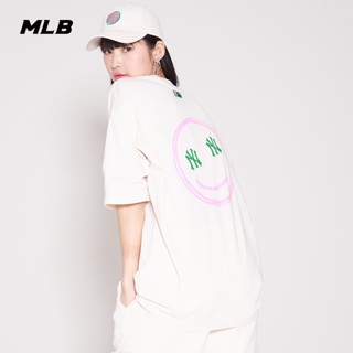 Mlb เสื้อยืดลําลอง แขนสั้น พิมพ์ลายหน้ายิ้ม ทรงหลวม สําหรับผู้ชาย และผู้หญิง เหมาะกับการเล่นกีฬา