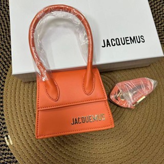 Jacquemus ขายดี JACQ Niche Design JACQUEMUS กระเป๋าถือ กระเป๋าสะพายไหล่ ทรงเมสเซนเจอร์ ระดับไฮเอนด์ สําหรับผู้หญิง 2023