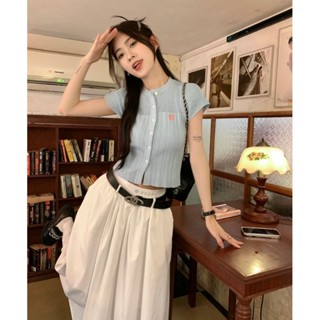 Zhien สวย พรีเมี่ยม สไตล์เผ็ดหวาน ปัก คอกลม เสื้อเชิ้ตสูทผู้หญิง เอวสูง สลิมเมอร์ ดูครึ่งความยาว กระโปรง สไตล์สาวร้อน สลิมฟิต เหงื่อ