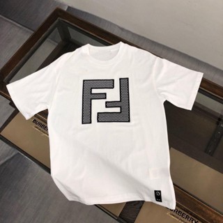 Fendi เสื้อยืดคอกลม แขนสั้น ผ้าฝ้าย พิมพ์ลายตัวอักษร แฟชั่นฤดูร้อน สําหรับผู้ชาย 2023