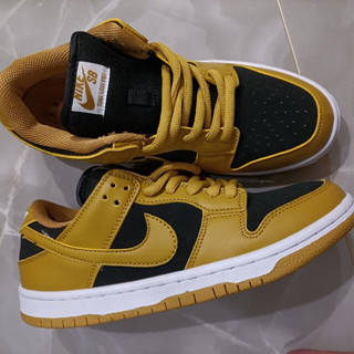 Nk DUNK SB Low "Goldenrod" รองเท้าผ้าใบ กันลื่น สีดํา และสีเหลือง DD1391-004