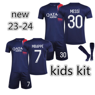 เสื้อกีฬาแขนสั้น ลายทีมชาติฟุตบอลปารีส 2023 2024 พร้อมกางเกงรัดรูป พรีเมี่ยม สําหรับเด็ก