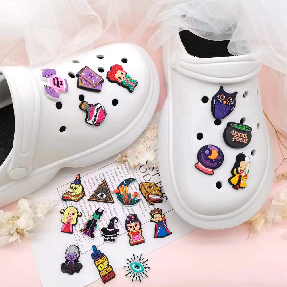 สไตล์ใหม่รองเท้าเสน่ห์แม่มดธีมอุปกรณ์เสริมพีวีซีตลก