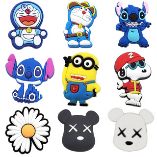 ขายดี Jibbitz Minions Hello Kitty Stitch น่ารัก การ์ตูน PVC รองเท้า Charms สําหรับ Crocs