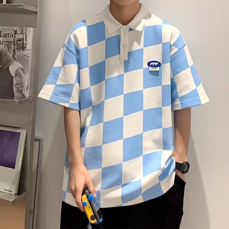 3 สี เกาหลีเสื้อยืดโปโลลําลอง ลายสก๊อต เสื้อยืดแขนสั้น คอปกโปโล สไตล์เรโทร oversize เสื้อยืดผู้ชาย แฟชั่นฤดูร้อน