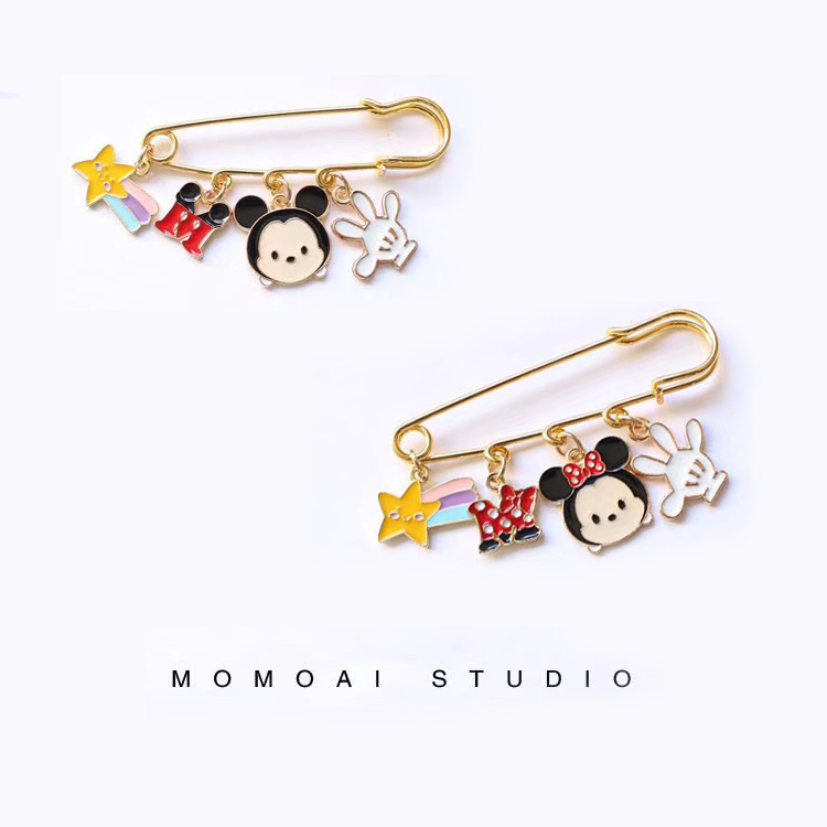 เข็มกลัดน่ารักๆอนิเมะายการ์ตูนติดกระเป๋า mickey mouse minnie ดิสนีย์ มิกกี้เมาส์ โลหะเข็มกลัดคนท้องนําโชคปรับเอวกางเกง ของชําร่วยงานแต่งของที่ระลึกของขวัญปัจฉิมให้วันเกิดเให้เพื่อนของที่ระลึกราคาถูก