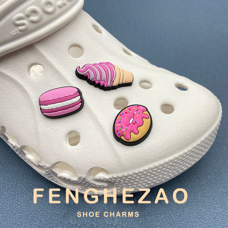 Crocs jibbitz charm crocs หัวเข็มขัดรองเท้า jibbitz ตัวติดรองเท้า crocs ลายการ์ตูน สําหรับผู้หญิงและผู้ชาย DIY รองเท้าคอร์ก ของแต่ง crocs