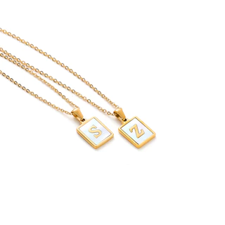 St.kunkka 316Lสร้อยคอสเตนเลส18K จี้ตัวอักษร A-Zจี้ตัวอักษรภาษาอังกฤษ สีทอง ของขวัญสําหรับผู้หญิง