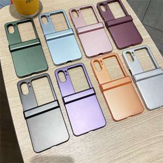 เคสโทรศัพท์มือถือ PC ชุบไฟฟ้า ป้องกันกระแทก หน้าจอพับได้ สีพื้น สําหรับ OPPO Find N2 Flip 5G