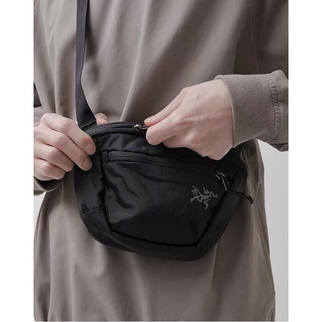 2023 new Fanny pack men's and women's crossbody bag รูปที่ 5