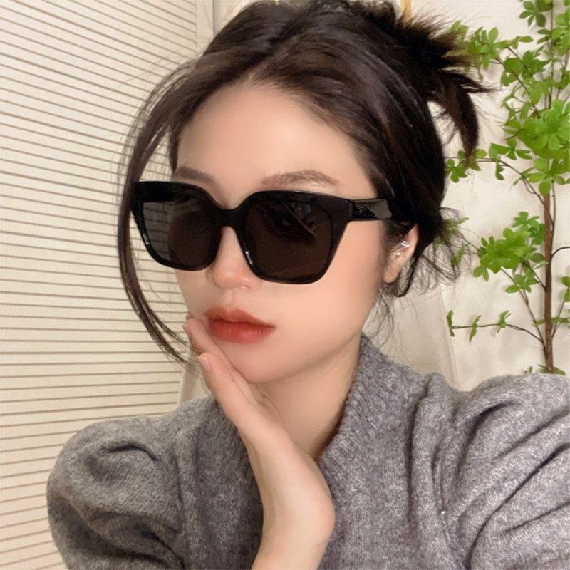 แว่นตากันแดด กรอบสี่เหลี่ยม ขนาดใหญ่ สีชมพูกุหลาบ แบบเรียบง่าย แฟชั่นสไตล์เกาหลี สําหรับผู้หญิง