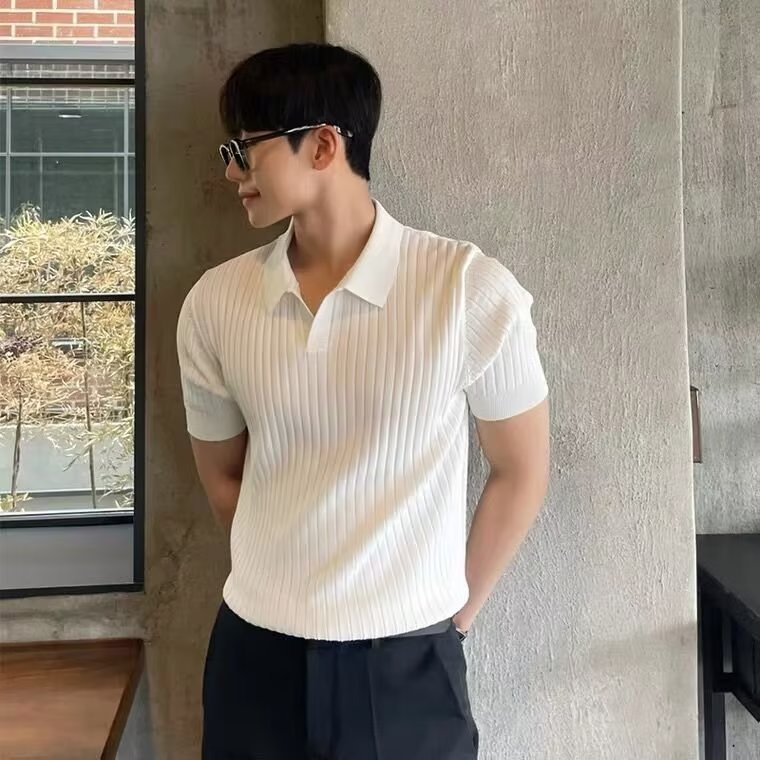 เวอร์ชั่นเกาหลี Slim-fit Simple เสื้อโปโลแขนสั้นชาย M-3XL สีทึบ 2023 เสื้อกันหนาวปกสไตล์ญี่ปุ่น Ruffian หล่อสีทึบทั้งหมด