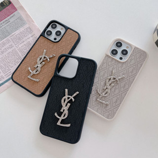 เคสป้องกันโทรศัพท์มือถือหนัง แบบนิ่ม ลายโลโก้โลหะ หรูหรา สําหรับ iphone 14 13 12 11 Pro Max 14pro