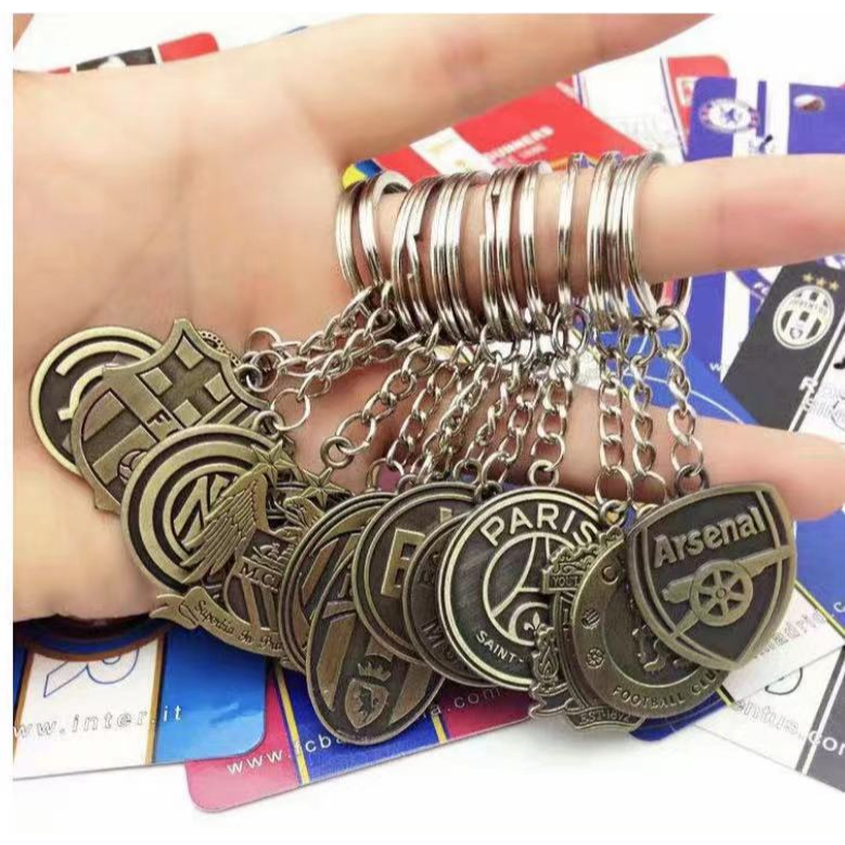 Che Che-lsea Brazil France Germany ENG-lan-d ENG Italy Man United A.rsenal Real Madrid Liverpool พวงกุญแจฟุตบอล