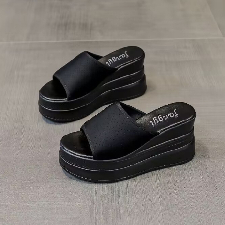 รองเท้าแตะผู้หญิงด้านล่างนุ่มแฟชั่นรองเท้าแตะลาดสีบริสุทธิ์ 6 ซม. Flip Flop
