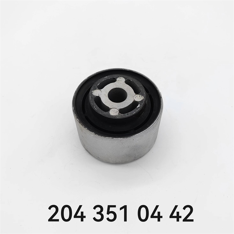 2043510442 อะไหล่รถยนต์ บูชแขวน RUBBER MOUNT 204 351 04 42 สําหรับ Mercedes Benz W204 W212