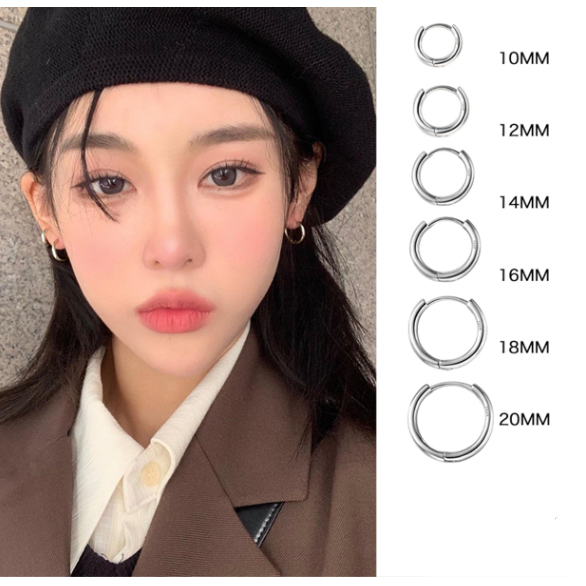 ต่างหูสแตนเลส ไทเทเนียม ทรงกลม สไตล์ยุโรป และอเมริกา เรียบง่าย ระดับไฮเอนด์