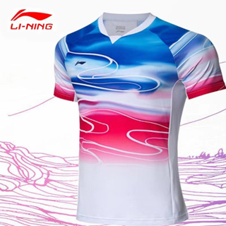 LI NING เสื้อกีฬาแบดมินตันแขนสั้น ระบายอากาศได้ดี แบบแห้งเร็ว สําหรับผู้ชาย และผู้หญิง