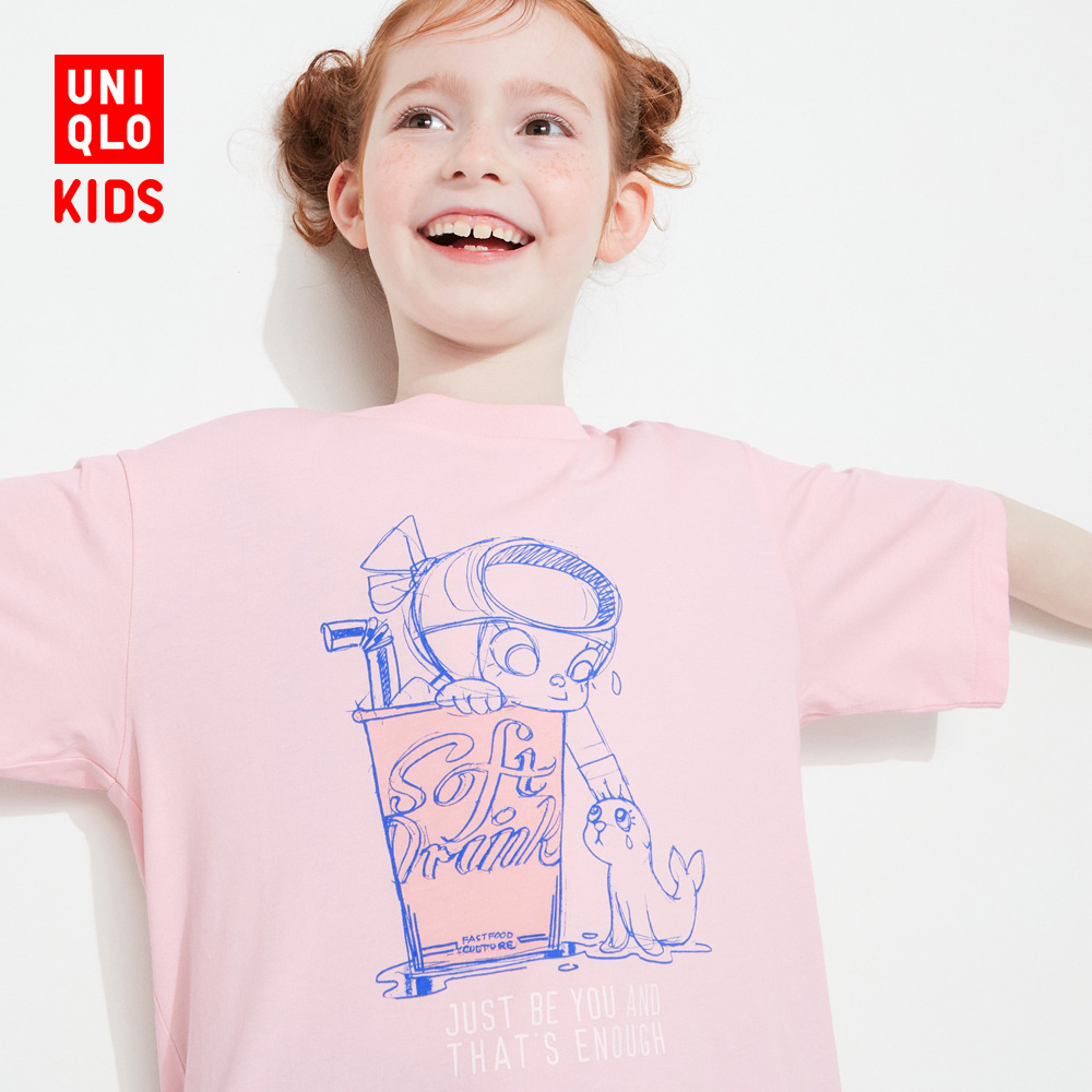 พร้อมส่ง UNIQLO เสื้อยืดแขนสั้น พิมพ์ลาย สําหรับแม่ และเด็ก (UT) 459798