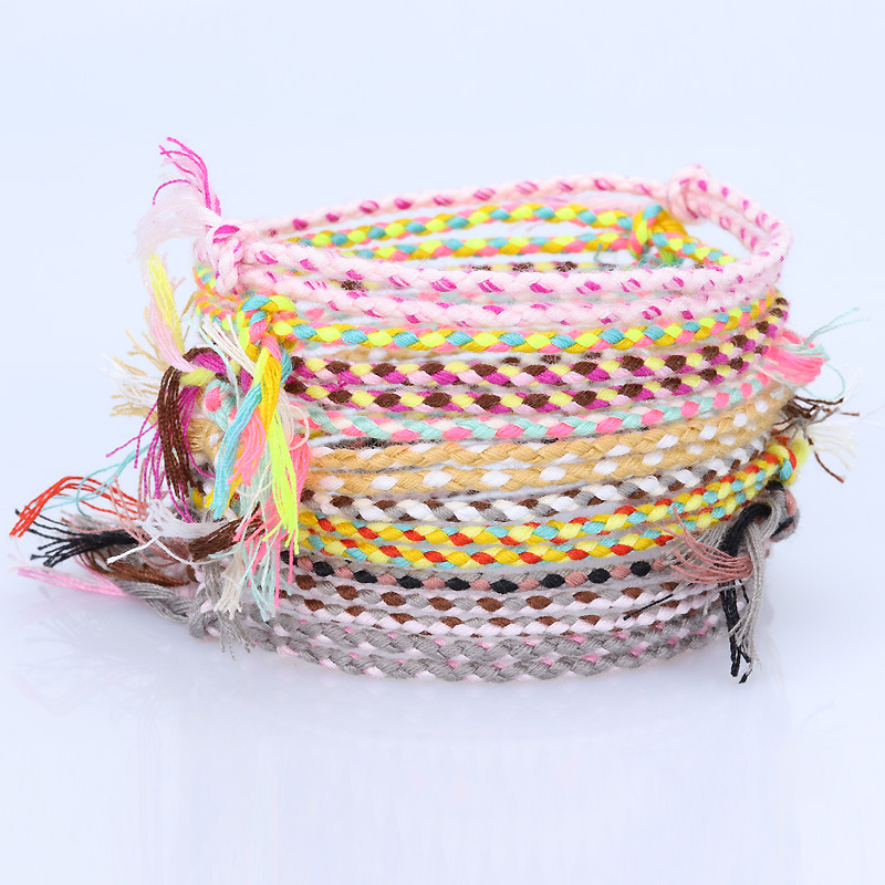 สร้อยข้อมือเชือกถักทอมือทิเบต สไตล์ชาติพันธุ์ มีด้ายหลากสีและปม สำหรับทุกเพศ ราคา ถูกที่สุด ดีลบีเคเค แกลเลอรีภาพที่ 4