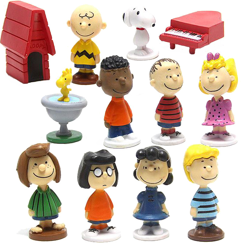 12 ชิ้น Snoopy Peanuts ตุ๊กตา Charlie Brown Miniature Figures Schroeder Lucy Kit ของเล่นเด็ก