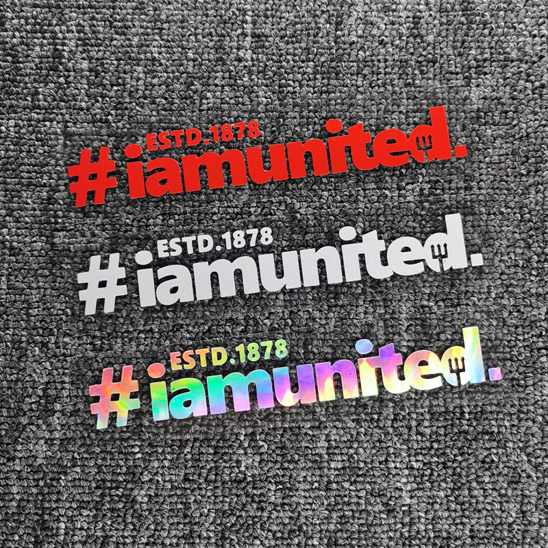สติ๊กเกอร์ติดรถยนต์ Manchester United Iamunited สติ๊กเกอร์สะท้อนแสงสําหรับกระจกหน้าต่างกันชน Trunk รถจักรยานยนต์หมวกกันน็อคแล็ปท็อป