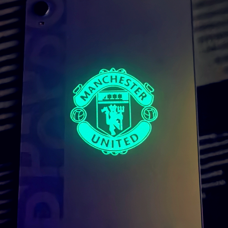 สติ๊กเกอร์ติดรถ แมนเชสเตอร์ ยูไนเต็ด ฟุตบอล Luminous Green Decals สําหรับฝาถังน้ํามันเชื้อเพลิงรถจักรยานยนต์แล็ปท็อป Ipad ราคา ถูกที่สุด ดีลบีเคเค