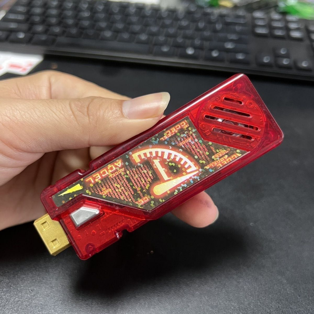 DX Kamen Rider W accel memory หน่วยความจําหลายบรรทัด และต้องฆ่า สามารถเชื่อมโยงสายพานพี่ชาย bgm ซิงโครไนซ์ ไม่ติดขัด