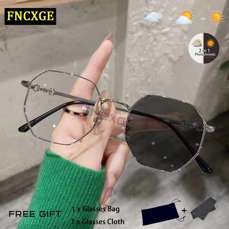 FNCXGE โฟโตโครมิก ป้องกันรังสี สายตาสั้น แว่นตาผู้หญิง ผู้ชาย กันแดด กรอบ เปลี่ยนเลนส์ได้ คอมพิวเตอร์ ป้องกันแสงสีฟ้า เปลี่ยนสีได้ พร้อม Grade