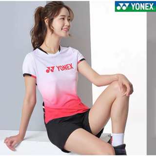 Yonex เสื้อกีฬาแขนสั้น ลายทีมแบดมินตัน เทนนิส สําหรับผู้ชาย และผู้หญิง