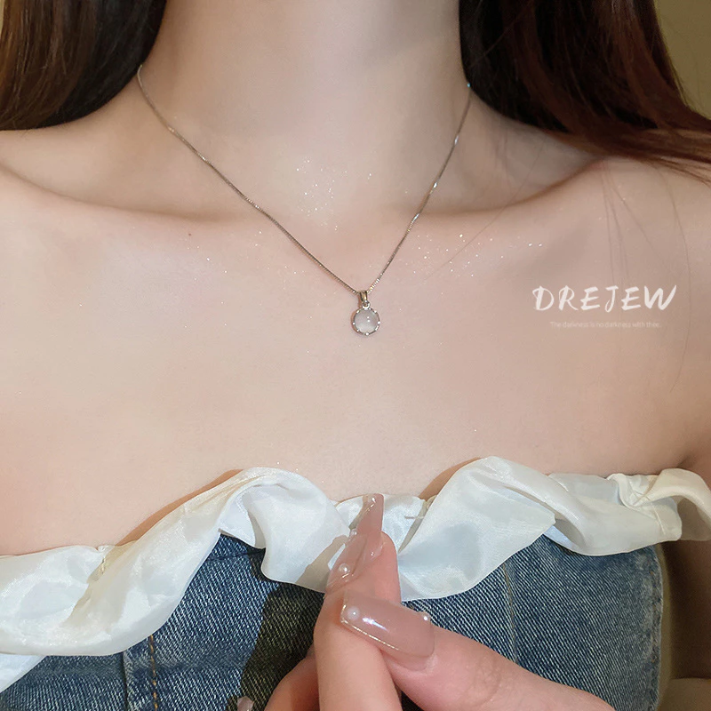 DREJEW สร้อยคอโซ่ จี้ทรงกลม เรขาคณิต เรียบง่าย ความรู้สึกสูง เครื่องประดับแฟชั่น