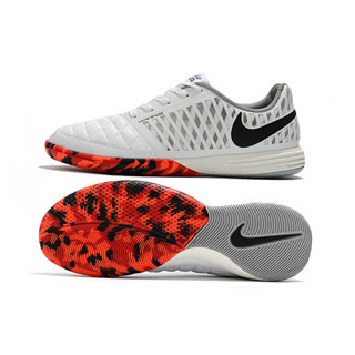 รองเท้าสตั๊ด พื้นแบน ลายฟุตบอล Lunar Gato II IC39-45 Little Court King One MD