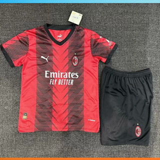 เสื้อกีฬาแขนสั้น ลายทีม AC Milan Jersey 2023/2024 สําหรับเด็ก