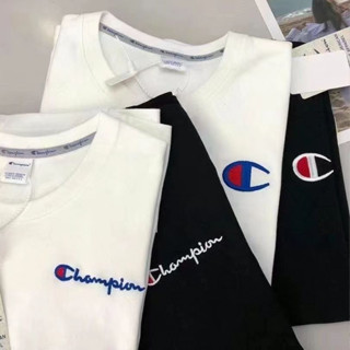 พร้อมส่ง เสื้อยืดผ้าฝ้าย แขนสั้น คอปก ปักลายโลโก้ champion สไตล์คลาสสิก สําหรับผู้ชาย และผู้หญิง