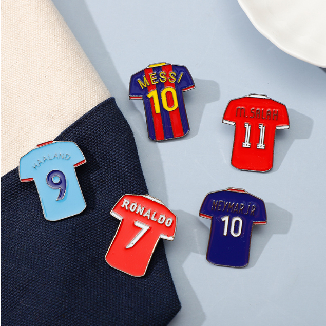 เสื้อกีฬาฟุตบอล C Rome Sinemal เข็มกลัด โลหะผสม น้ํามันหยด อุปกรณ์เสริม
