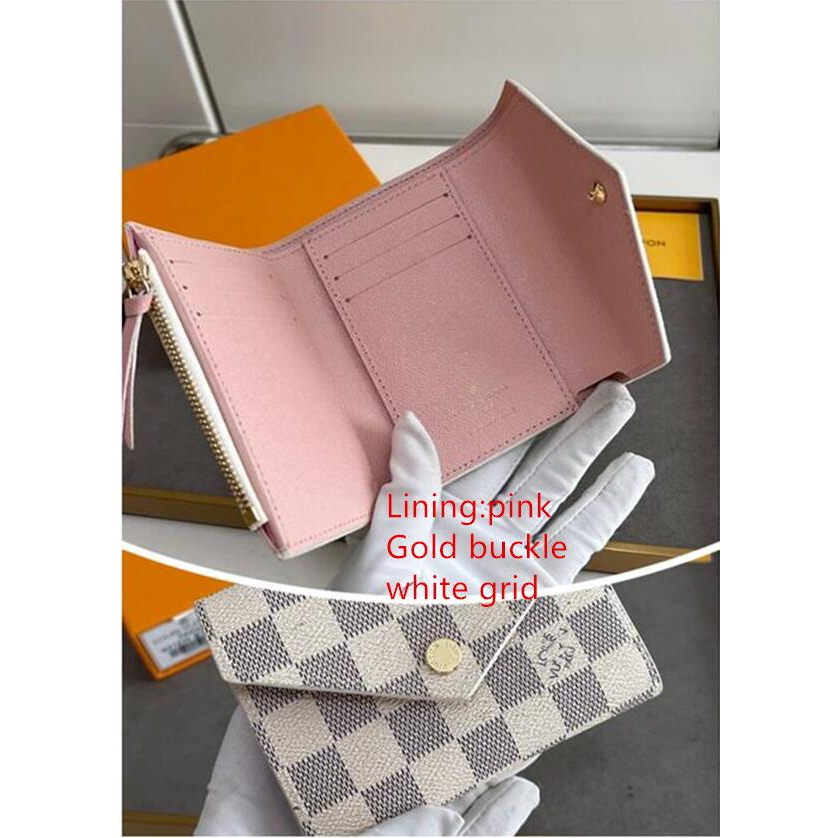 เหรียญผู ้ หญิงดันหัวเข ็ มขัดทองคุณภาพสูงกระเป ๋ าสตางค ์ สั ้ นพับได ้ พร ้ อมกล ่ อง