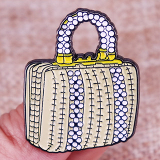 Sophia Petrillo Wicker กระเป๋าเป้สะพายหลัง สีทอง เครื่องประดับ สําหรับเพื่อน