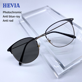 Hevia 2-in-1 แว่นตาโฟโตโครมิก ป้องกันรังสียูวี สําหรับผู้ชาย และผู้หญิง FL022