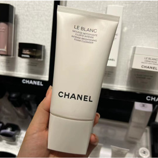 Chanel คลีนเซอร์ ทําความสะอาดผิวหน้า กระจ่างใส ไข่มุก 150 มล. สีขาวสว่าง