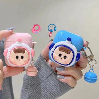 เคสหูฟังบลูทูธ tpu แบบนิ่ม ลายการ์ตูนนักบินอวกาศ พร้อมกระดิ่ง สําหรับ airpods 1 2 pro 3