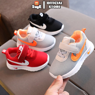 【Suge】Size21-30 รองเท้าผ้าใบเด็ก สีดำ สีแดง รองเท้านักเรียนผู้หญิง ระบายอากาศได้ พื้นรองเท้านุ่มมาก