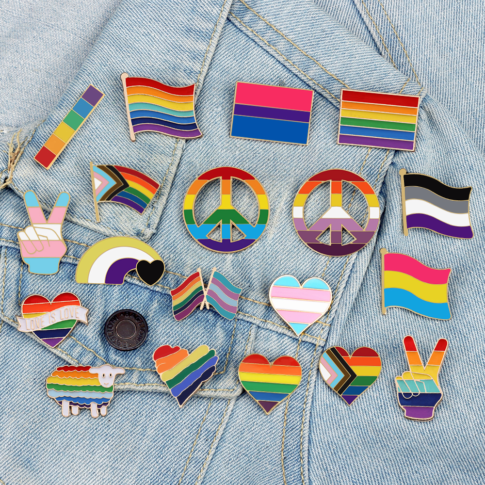 LGBTQ Rainbows เคลือบ Pin Rainbow Flag เข็มกลัด Pansexual Asexual Bisexual Heart Badge Pride เลสเบี้