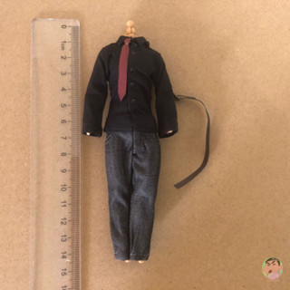 Action Figure 1/12 Black Shirt &amp; Jeans