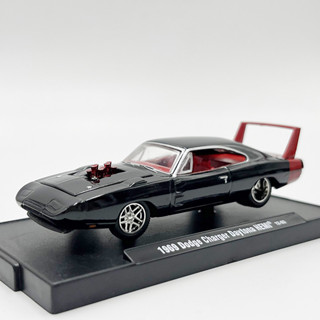 โมเดลรถยนต์จําลอง M2 1:64 1969 Dodge Charger Daytona HEMI ของเล่นสําหรับเด็ก