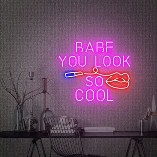 ป้ายไฟนีออน Led รูป Babe You Look So Cool งานฝีมือ สําหรับตกแต่งบาร์ ไนท์คลับ ร้านขายของ ตกแต่งผนังห้อง