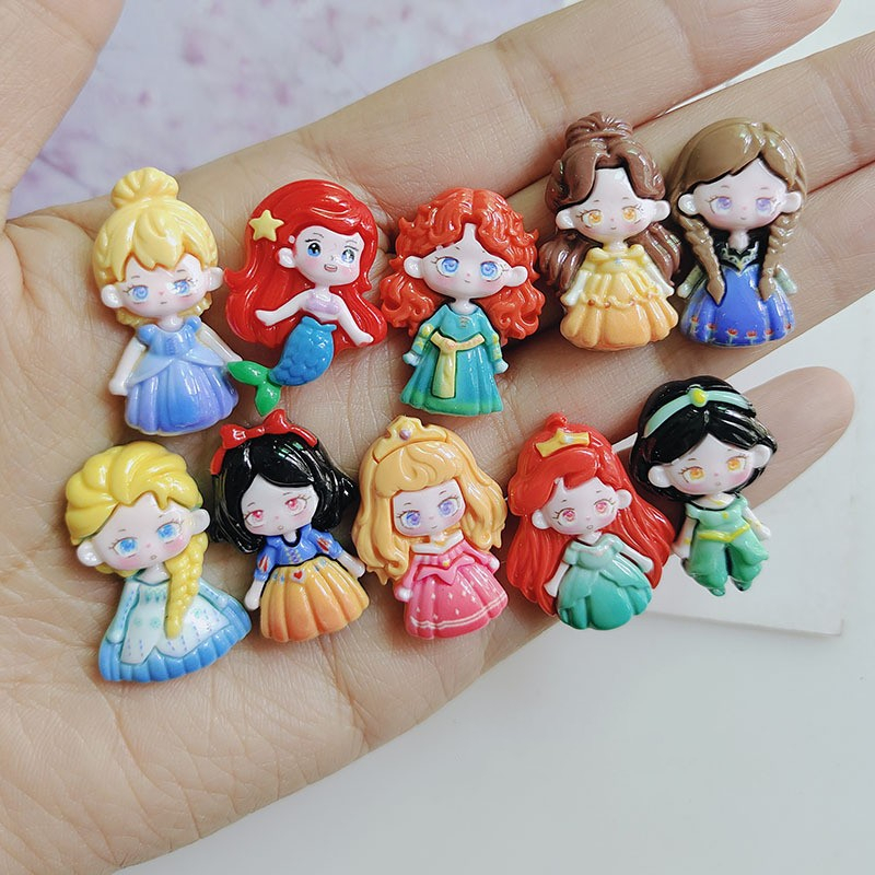 10 ชิ้น / เซต น่ารัก พื้นผิวสว่าง การ์ตูนเจ้าหญิง DIY ด้านหลังแบน โฮมเมด เคสโทรศัพท์ รองเท้า หัวเข็มขัด เรซิน เครื่องประดับ อุปกรณ์เสริม